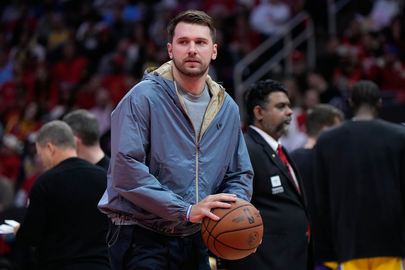 Lakers' Doncic, Thunder's Williams ruled out for Game 1 of West semifinals with hamstring injuries | iNFOnews.ca
