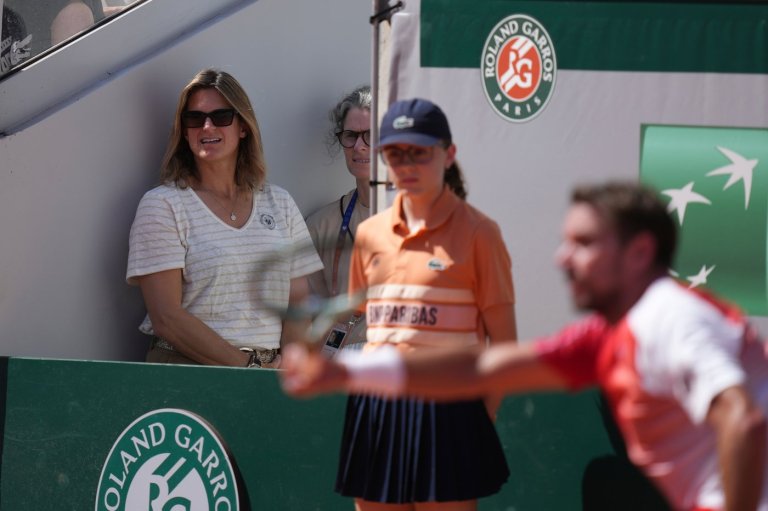 French Open chief Mauresmo backs human judgment after Ruud line-call controversy | iNFOnews.ca