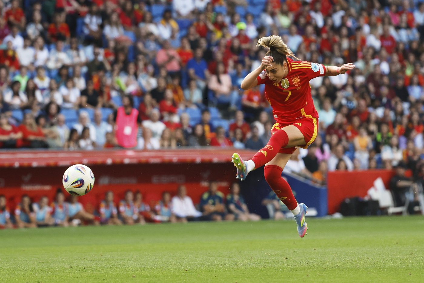 Clàudia Pina scores twice as Spain beats England 2-1 in Nations League | iNFOnews.ca Clàudia Pina scores twice as Spain beats England 2-1 in Nations League | iNFOnews.ca