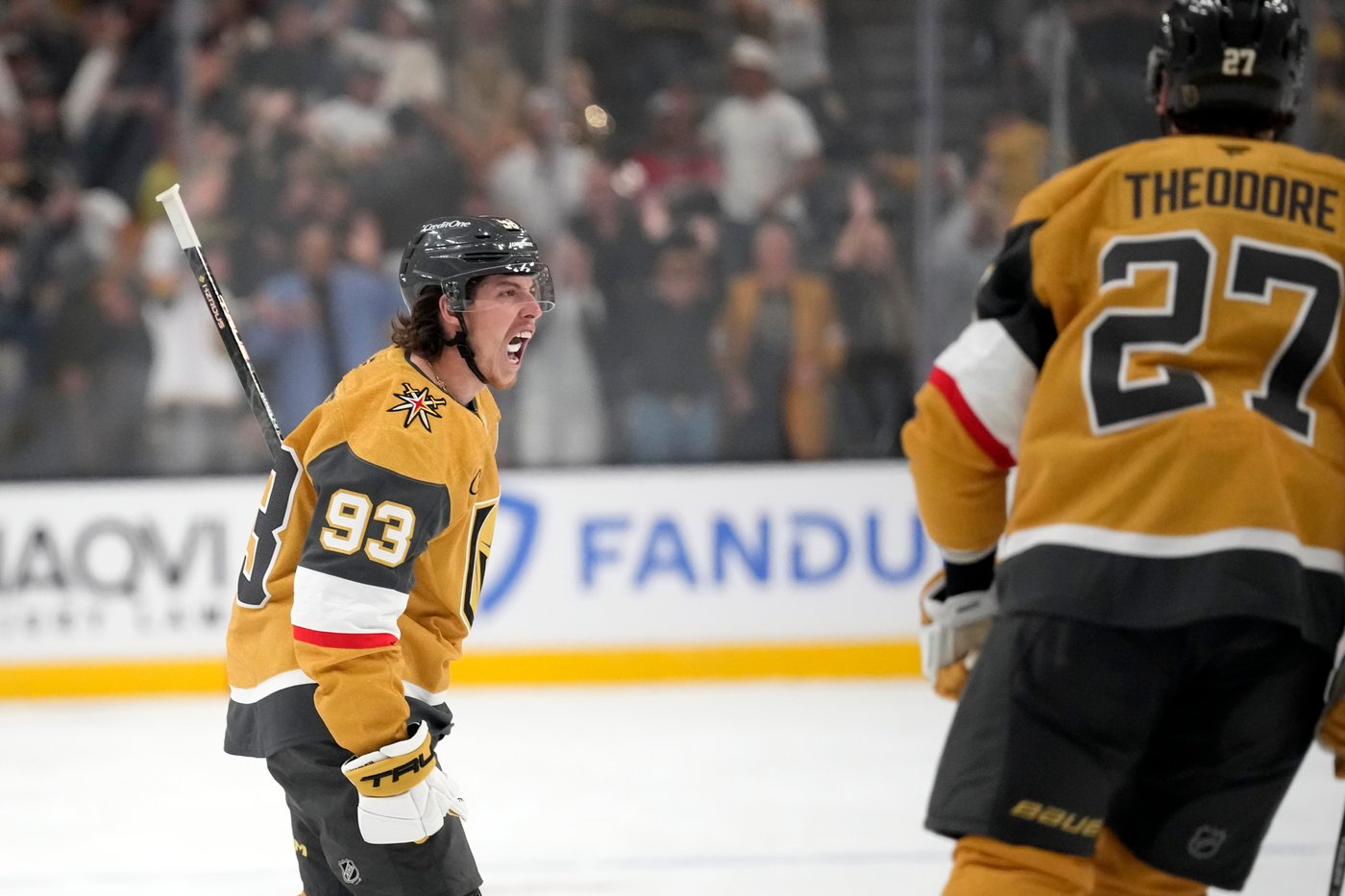 Mitch Marner highlights Vegas' 4-goal, 2nd period with natural hat trick | iNFOnews.ca Mitch Marner highlights Vegas' 4-goal, 2nd period with natural hat trick | iNFOnews.ca