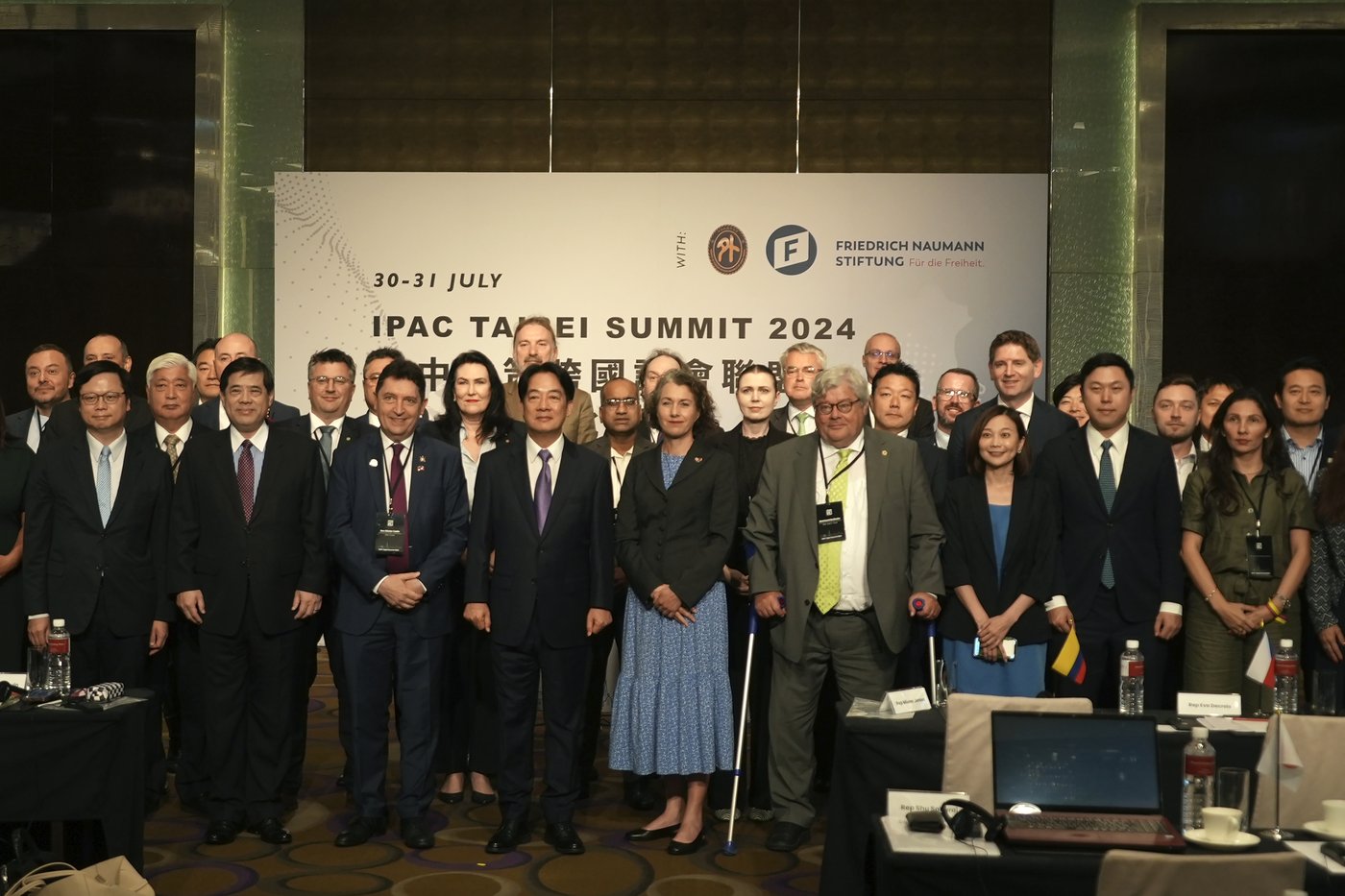 Beijing ups diplomatic pressure on Africa as the US pulls back | iNFOnews.ca Beijing ups diplomatic pressure on Africa as the US pulls back | iNFOnews.ca