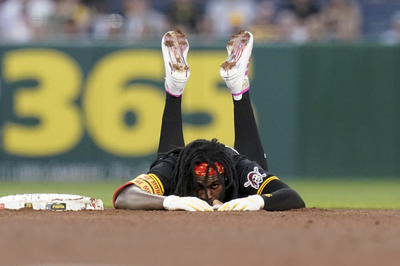McCullers outduels Skenes for 1st win since 2022 as Astros blank Pirates 3-0 | iNFOnews.ca