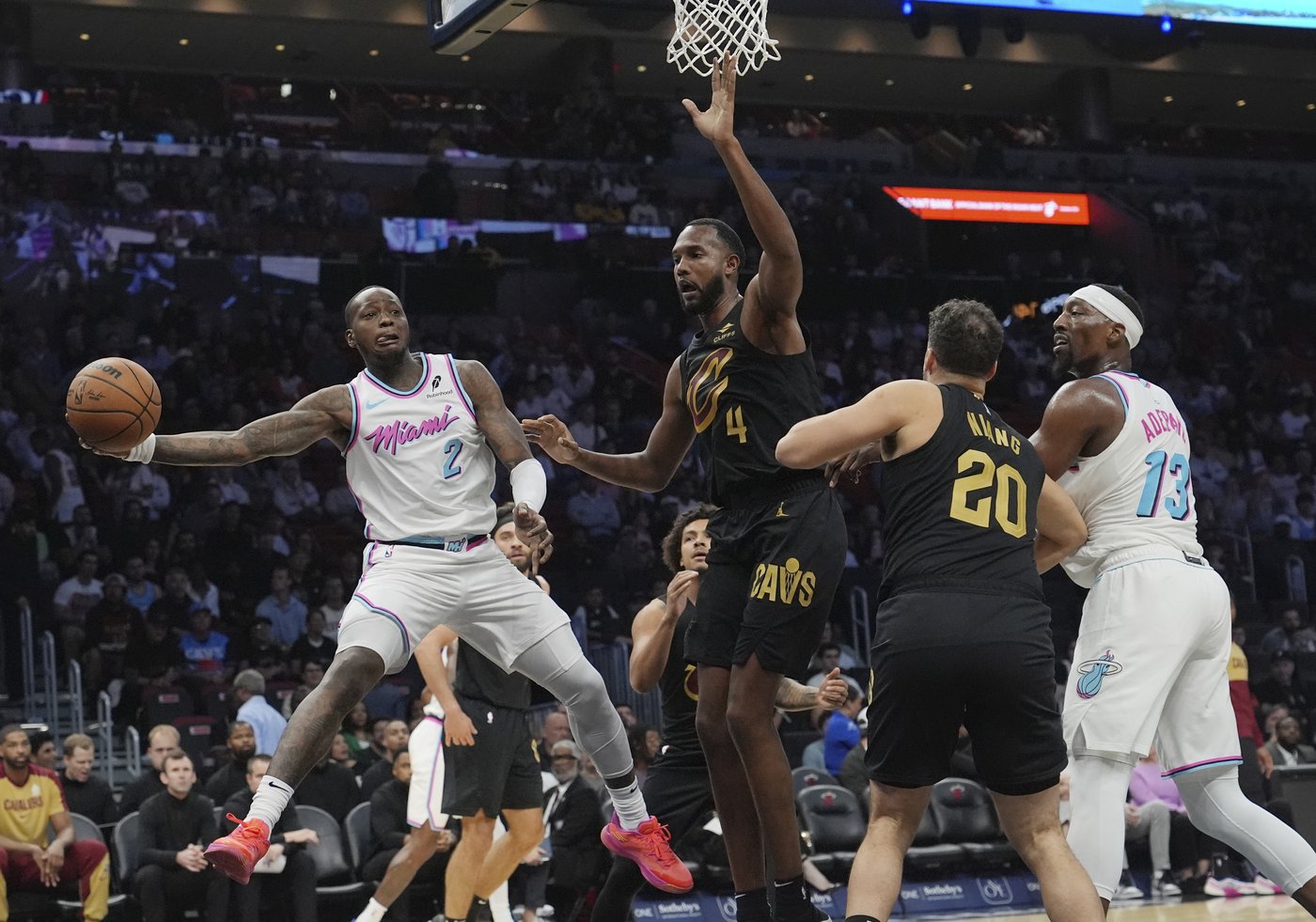 Donovan Mitchell scores 34 points, Cavaliers never trail in 126-106 win over Heat | iNFOnews.ca