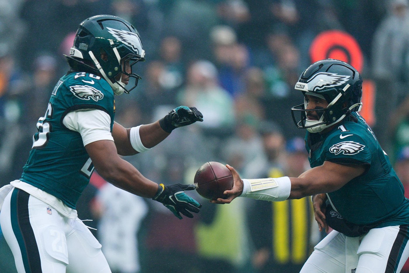 Saquon Barkley joins Eagles' long list of injured players as Philly rues poor 4th-down play vs. Rams | iNFOnews.ca