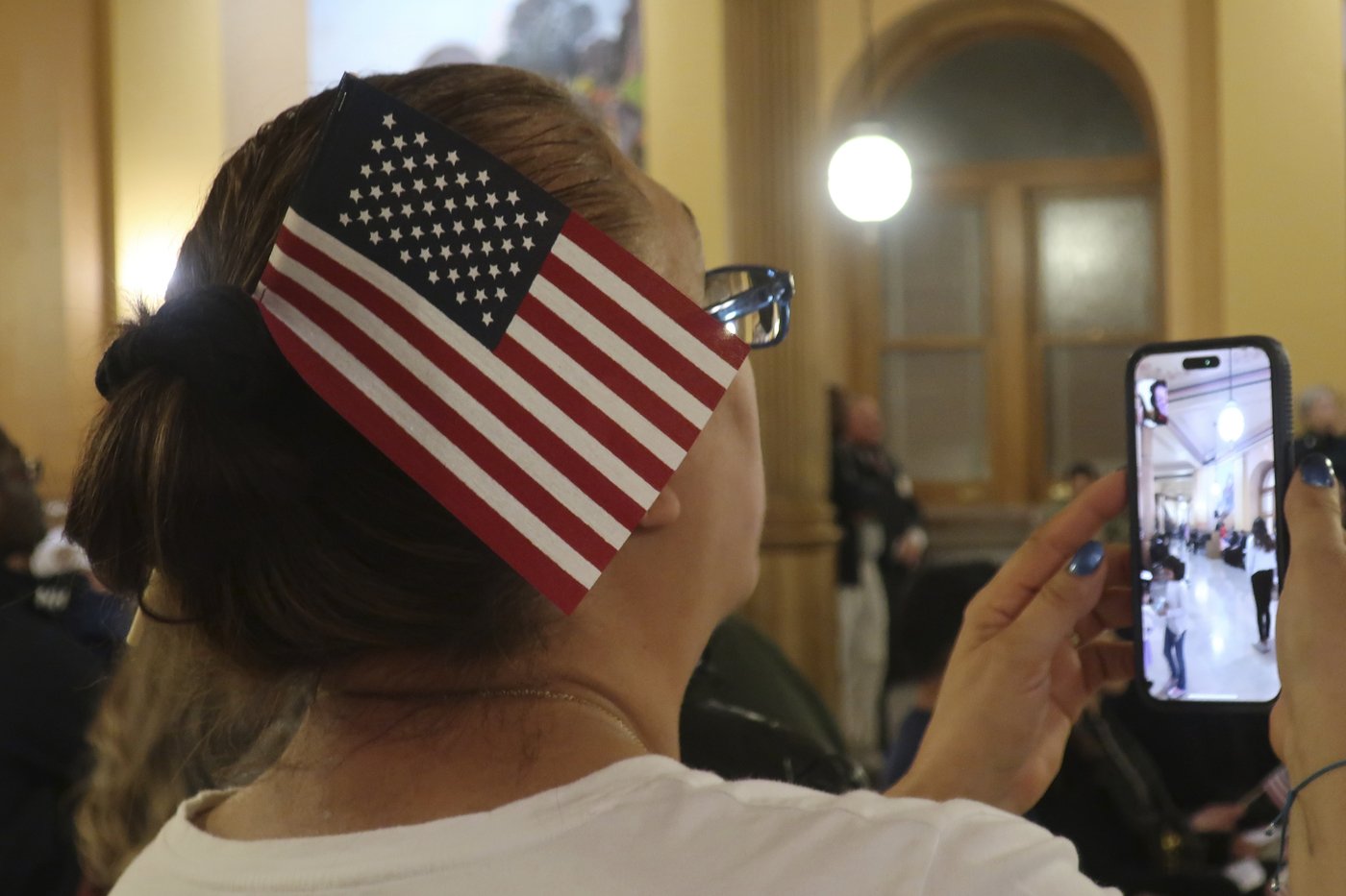 Dozens take oath of US citizenship against Trump's promise of mass deportations | iNFOnews.ca Dozens take oath of US citizenship against Trump's promise of mass deportations | iNFOnews.ca