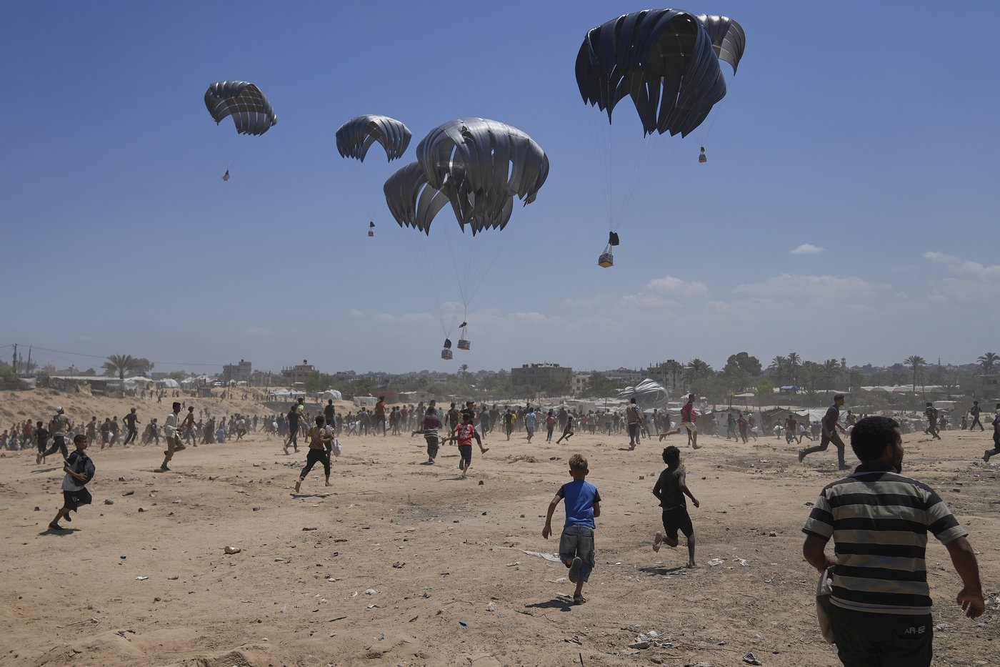 PHOTO COLLECTION: AP Top Photos of the Day, Friday, August 8, 2025 | iNFOnews.ca