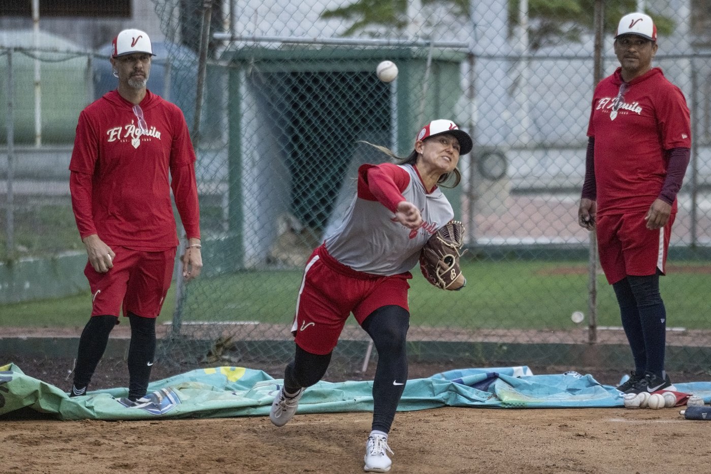 Kelsie Whitmore is feeling 'awesome' as she tries out in Mexican Baseball League and learns Spanish | iNFOnews.ca Kelsie Whitmore is feeling 'awesome' as she tries out in Mexican Baseball League and learns Spanish | iNFOnews.ca