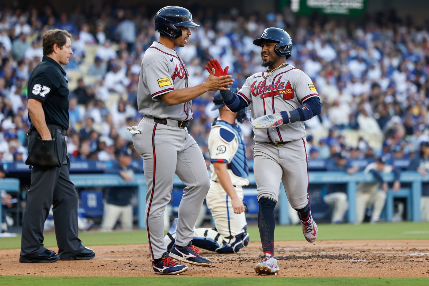 Braves batter Blake Snell for five runs in 7-2 win over Dodgers to end losing streak in Los Angeles | iNFOnews.ca