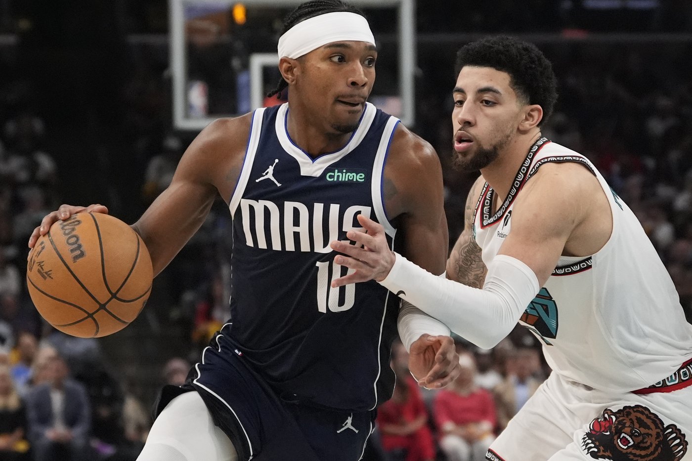 Grizzlies beat the Mavericks 120-106 to set up a 1st-round playoff series with the Thunder | iNFOnews.ca