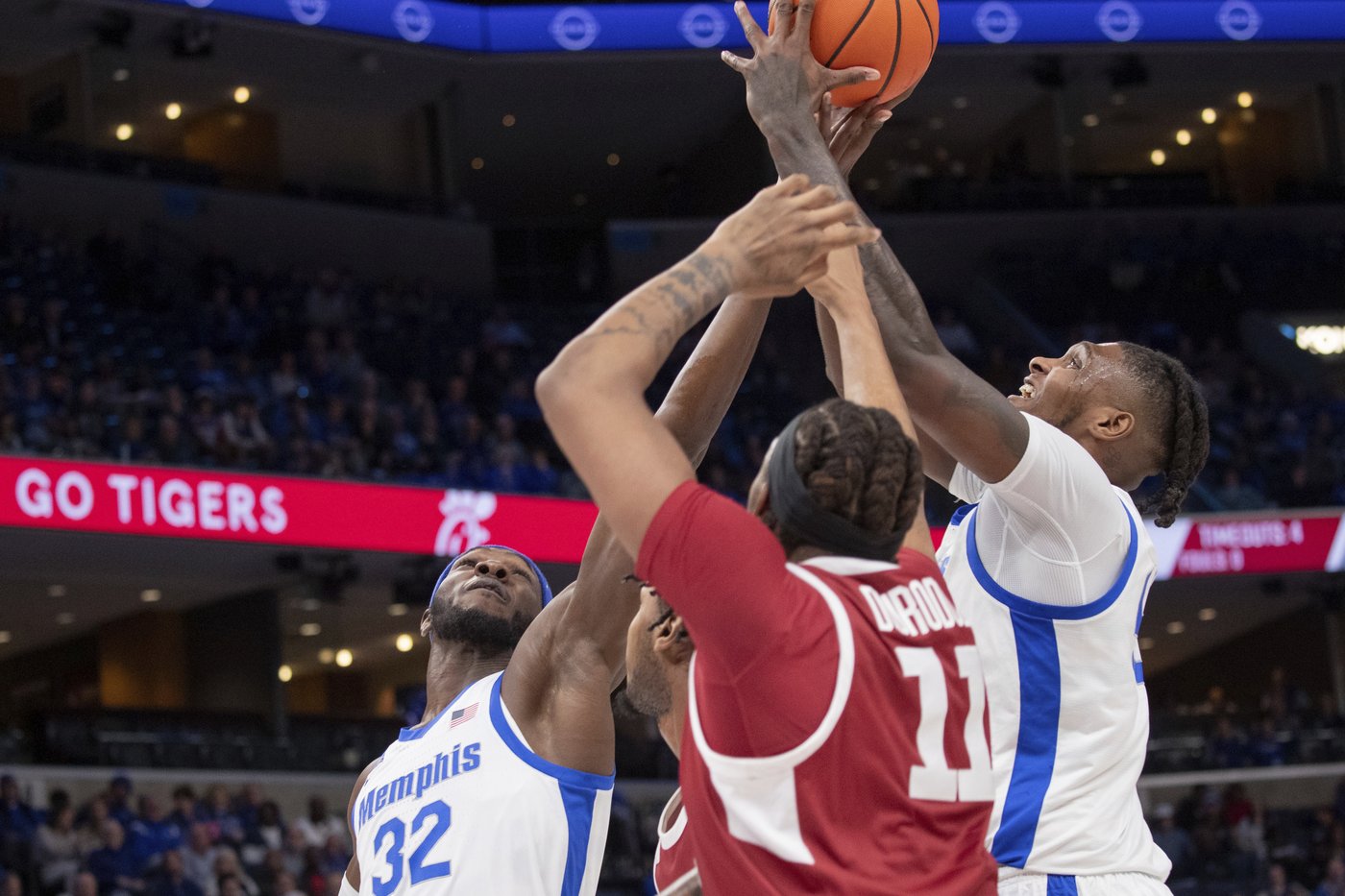 Haggerty, Dainja lead No. 17 Memphis to 90-82 victory over Temple | iNFOnews.ca Haggerty, Dainja lead No. 17 Memphis to 90-82 victory over Temple | iNFOnews.ca