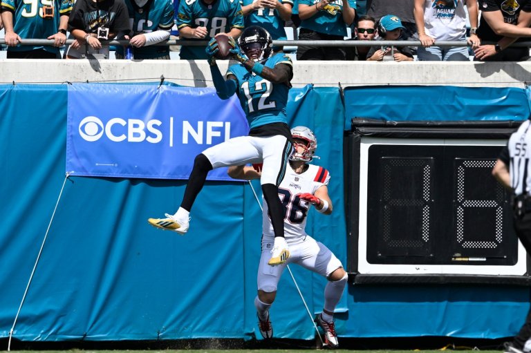 Jaguars coach Liam Coen defends usage of 2024 Heisman Trophy winner Travis Hunter | iNFOnews.ca