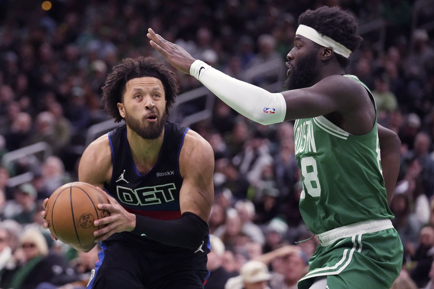 Pritchard scores 27 and hits 7 3-pointers to help Celtics earn 20th win, power past Pistons 123-99 | iNFOnews.ca