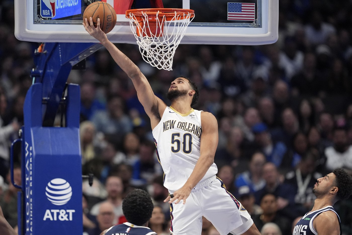 Luka Doncic returns from injury to score 26 points as Mavericks top the Pelicans 132-91 | iNFOnews.ca