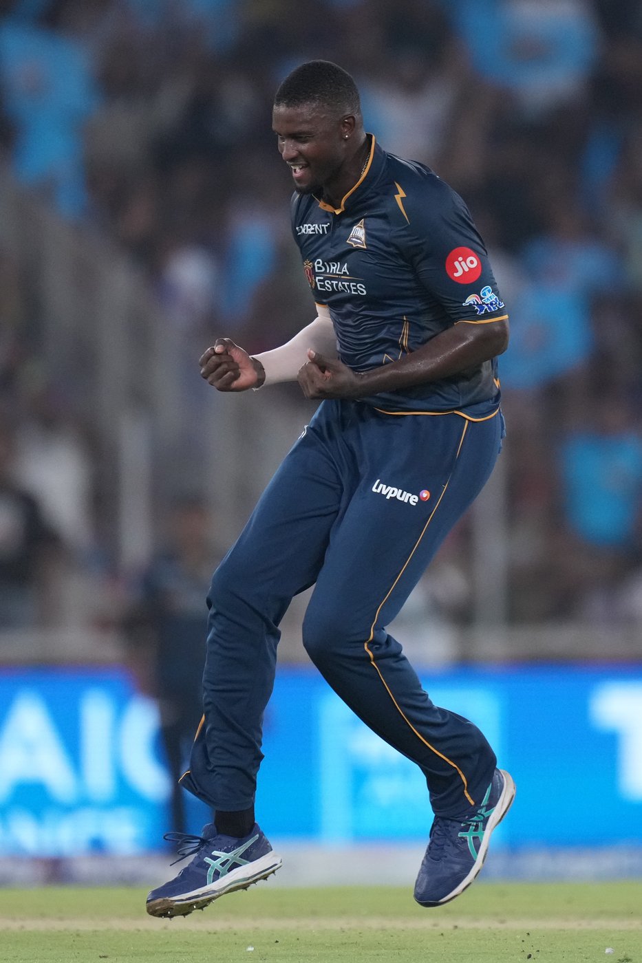 Sundar guides Gujarat's successful chase as Indian Premier League leader Punjab loses again | iNFOnews.ca