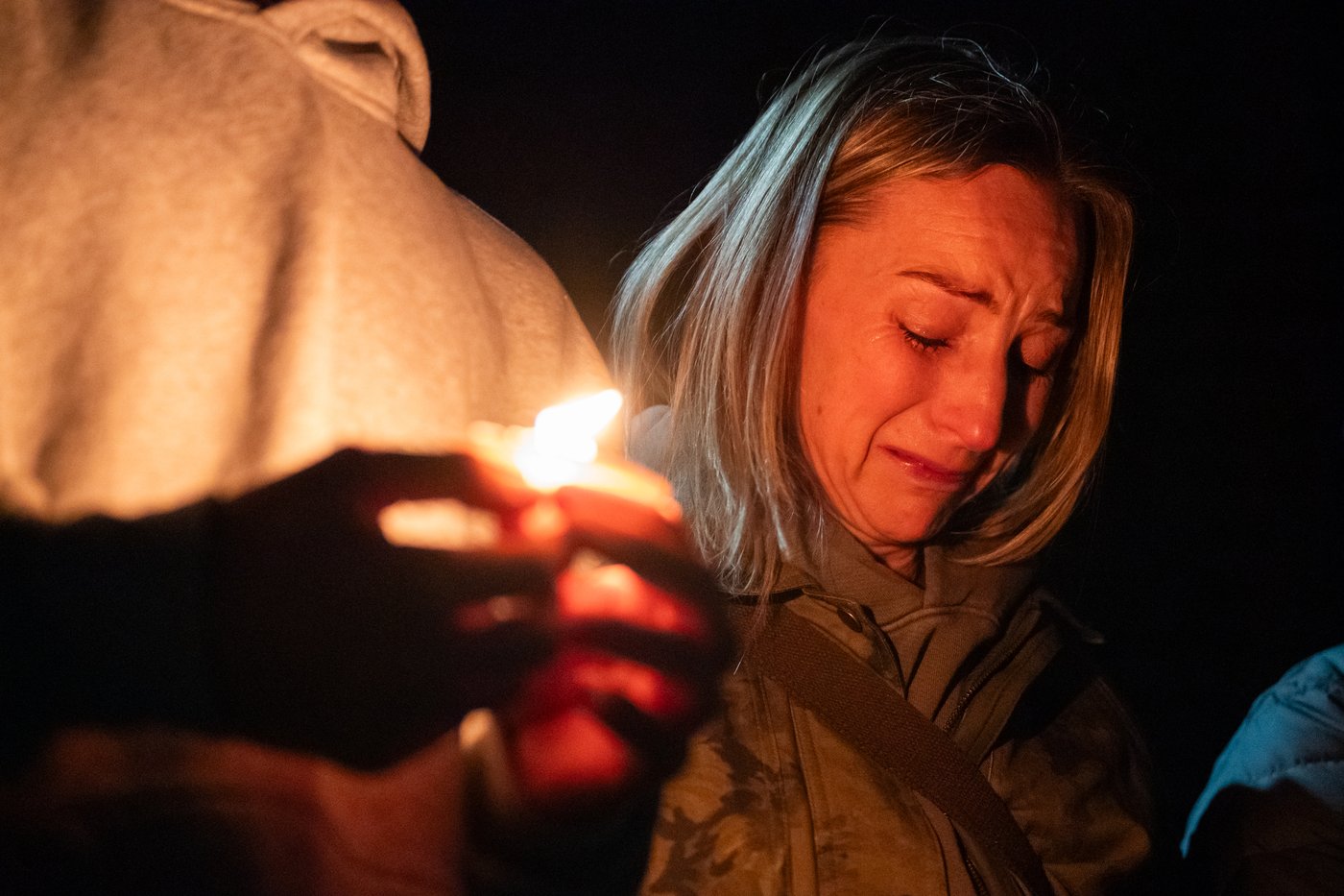 Governor praises local who helped end the mass shooting at an Oregon elementary school | iNFOnews.ca