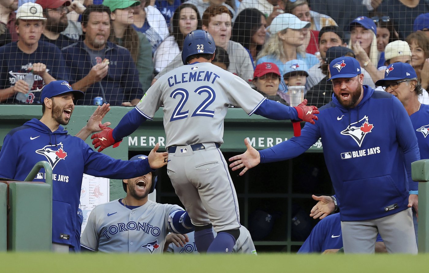 José Berríos, Blue Jays bullpen keep Red Sox bats silent in 9-0 series-opening win | iNFOnews.ca