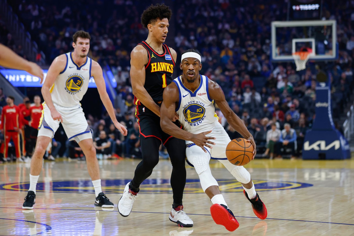 Alexander-Walker's 24 points lead 6 Hawks in double figures as Atlanta beats Warriors 124-111 | iNFOnews.ca