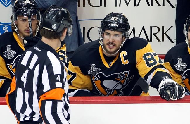 Pens coach Sullivan says Crosby's not cheating - at least, not more than Sharks | iNFOnews.ca