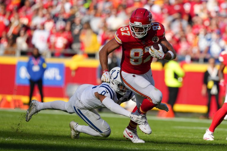 Chiefs overcame bad calls on Travis Kelce and Jawaan Taylor to salvage their season | iNFOnews.ca