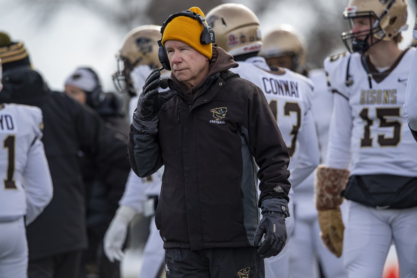 Bisons hope to give coach Dobie's career a storybook ending with a Vanier Cup title | iNFOnews.ca Bisons hope to give coach Dobie's career a storybook ending with a Vanier Cup title | iNFOnews.ca