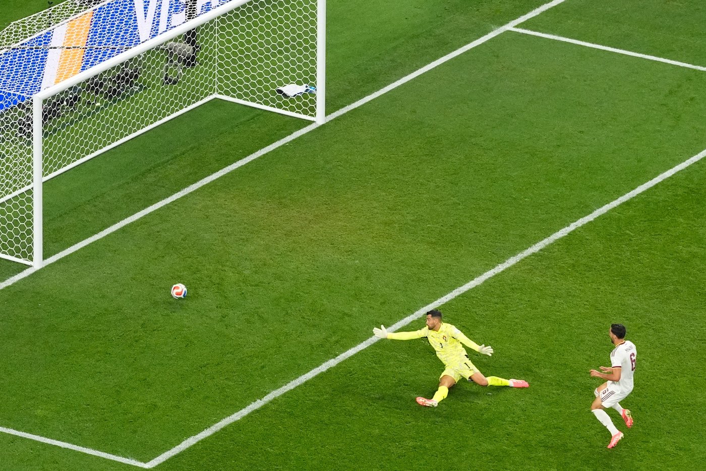 Merino's late goal sends Spain to quarterfinals and ends Ronaldo's World Cup career | iNFOnews.ca Merino's late goal sends Spain to quarterfinals and ends Ronaldo's World Cup career | iNFOnews.ca