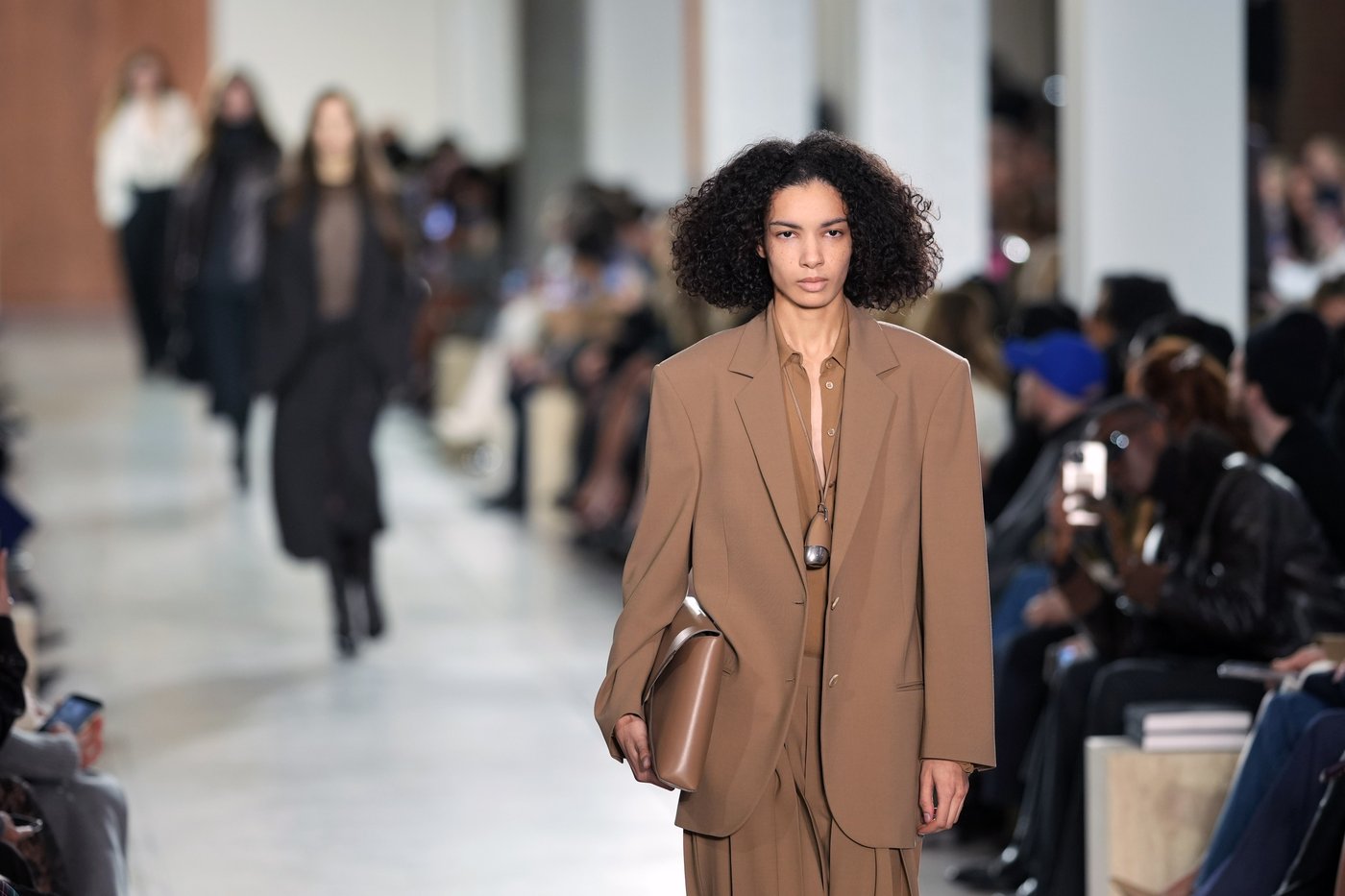 Michael Kors takes it easy with new collection at New York Fashion Week | iNFOnews.ca