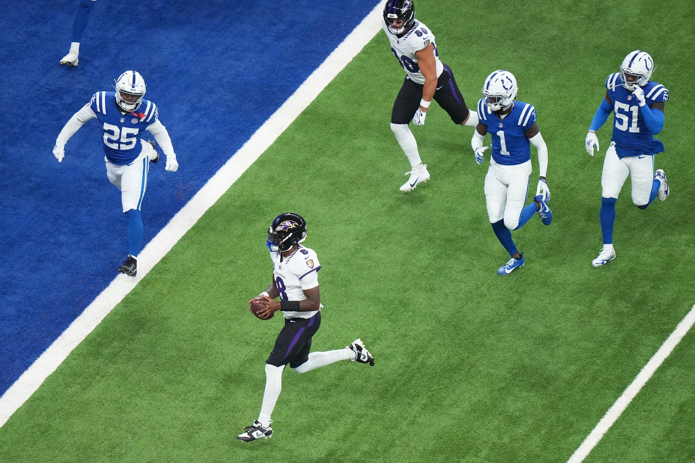 Derrick Henry's rushes for 3 TDs and Lamar Jackson lights up the Colts in the Ravens' 41-23 win | iNFOnews.ca Derrick Henry's rushes for 3 TDs and Lamar Jackson lights up the Colts in the Ravens' 41-23 win | iNFOnews.ca