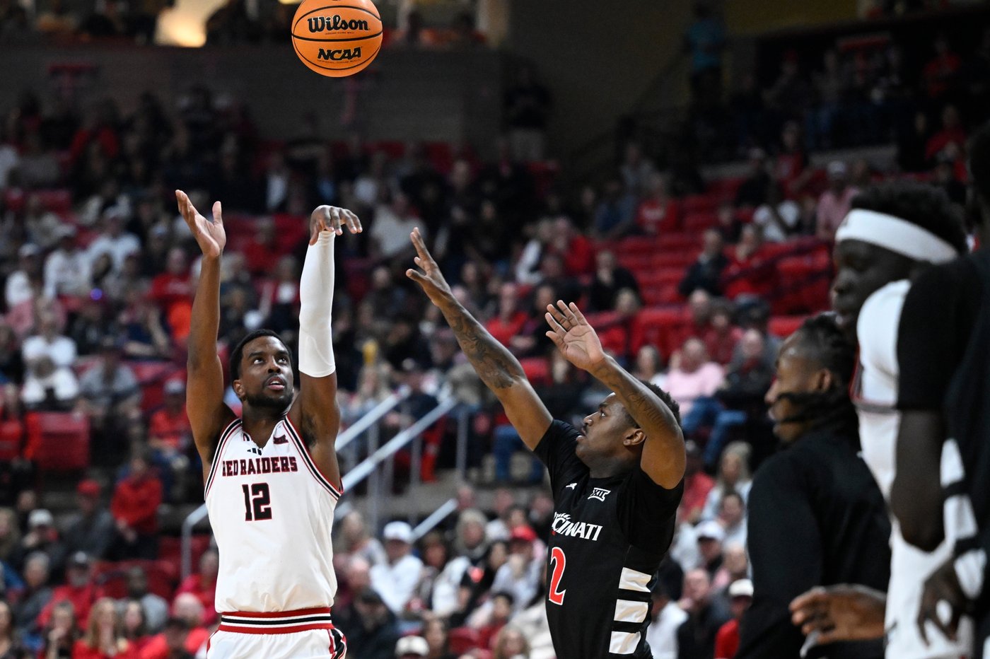 Christian Anderson leads No. 16 Texas Tech over Cincinnati 80-68 for another win without JT Toppin | iNFOnews.ca Christian Anderson leads No. 16 Texas Tech over Cincinnati 80-68 for another win without JT Toppin | iNFOnews.ca