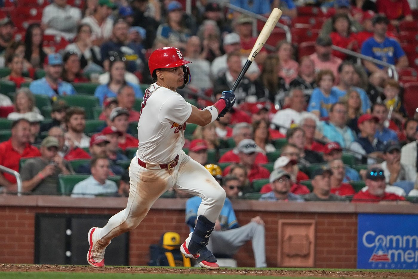 Herrera drives in 3 runs, Leahy pitches 5 1/3 solid innings as Cardinals beat Brewers 6-3 | iNFOnews.ca