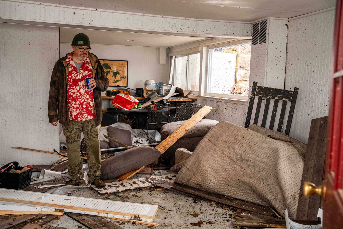 Photos show damage left by powerful storms as volunteers help communities clean up | iNFOnews.ca