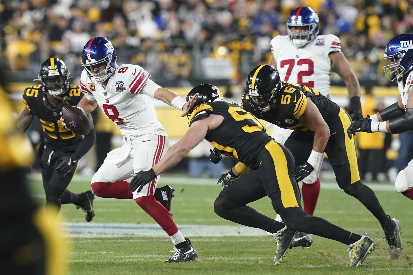 Russell Wilson considers himself a student of the game. He's aced his first two starts in Pittsburgh | iNFOnews.ca Russell Wilson considers himself a student of the game. He's aced his first two starts in Pittsburgh | iNFOnews.ca