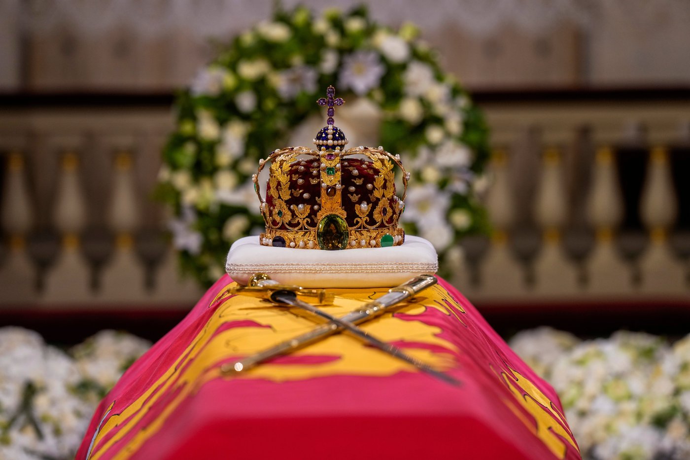 Norway's Queen Mette-Marit joins procession to bring late King Harald V's coffin to royal chapel | iNFOnews.ca Norway's Queen Mette-Marit joins procession to bring late King Harald V's coffin to royal chapel | iNFOnews.ca