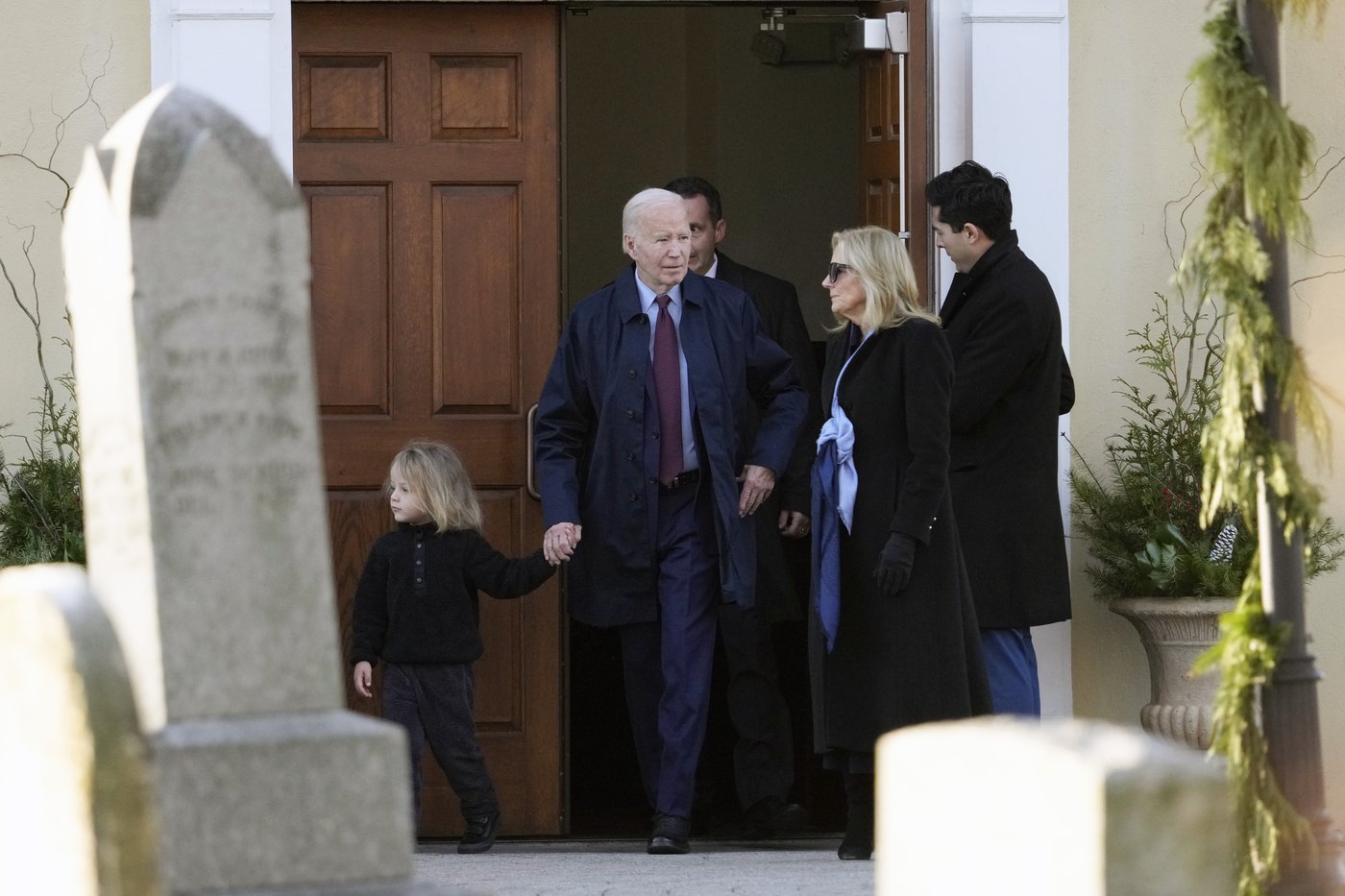 Biden honors memory of his late first wife and baby daughter who died in a 1972 Delaware car crash | iNFOnews.ca Biden honors memory of his late first wife and baby daughter who died in a 1972 Delaware car crash | iNFOnews.ca