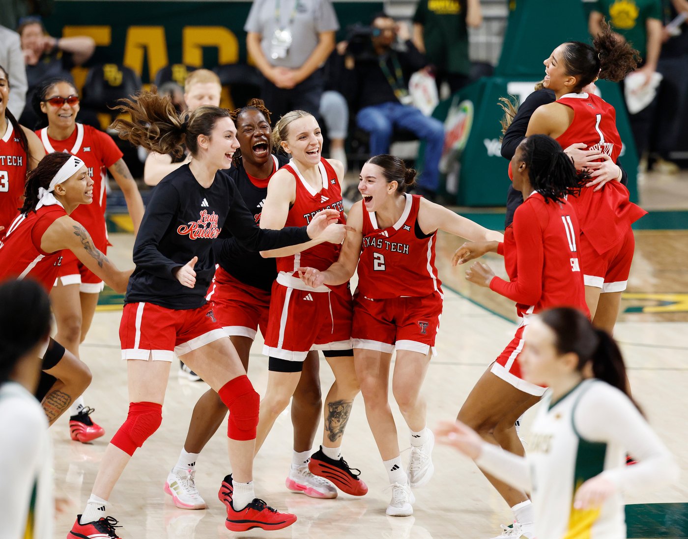 Maupin free throws give Texas Tech women 1st win over No. 15 Baylor since 2011, end 31-game streak | iNFOnews.ca