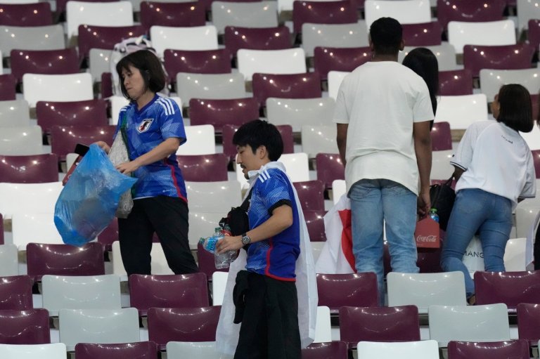 A bird leaves nothing behind: The lesson behind Japan’s World Cup stadium cleanups | iNFOnews.ca
