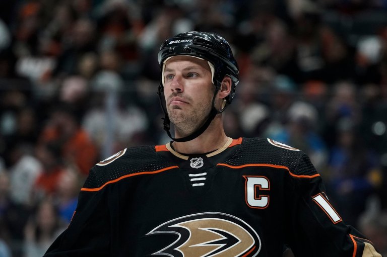 Anaheim Ducks to retire number of longtime captain Ryan Getzlaf on Jan. 30 | iNFOnews.ca