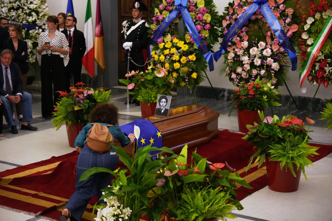 Mourners in Rome pay last respects to Italian activist Emma Bonino | iNFOnews.ca