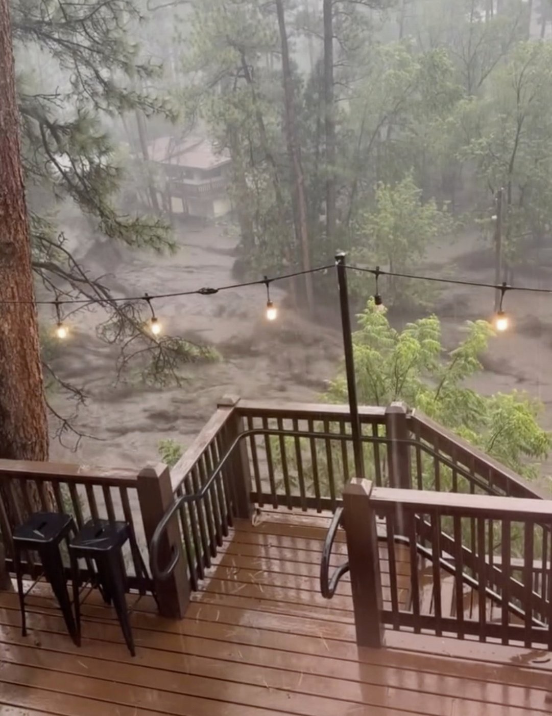 3 missing, house swept away as flash flooding hits mountain village in New Mexico | iNFOnews.ca 3 missing, house swept away as flash flooding hits mountain village in New Mexico | iNFOnews.ca