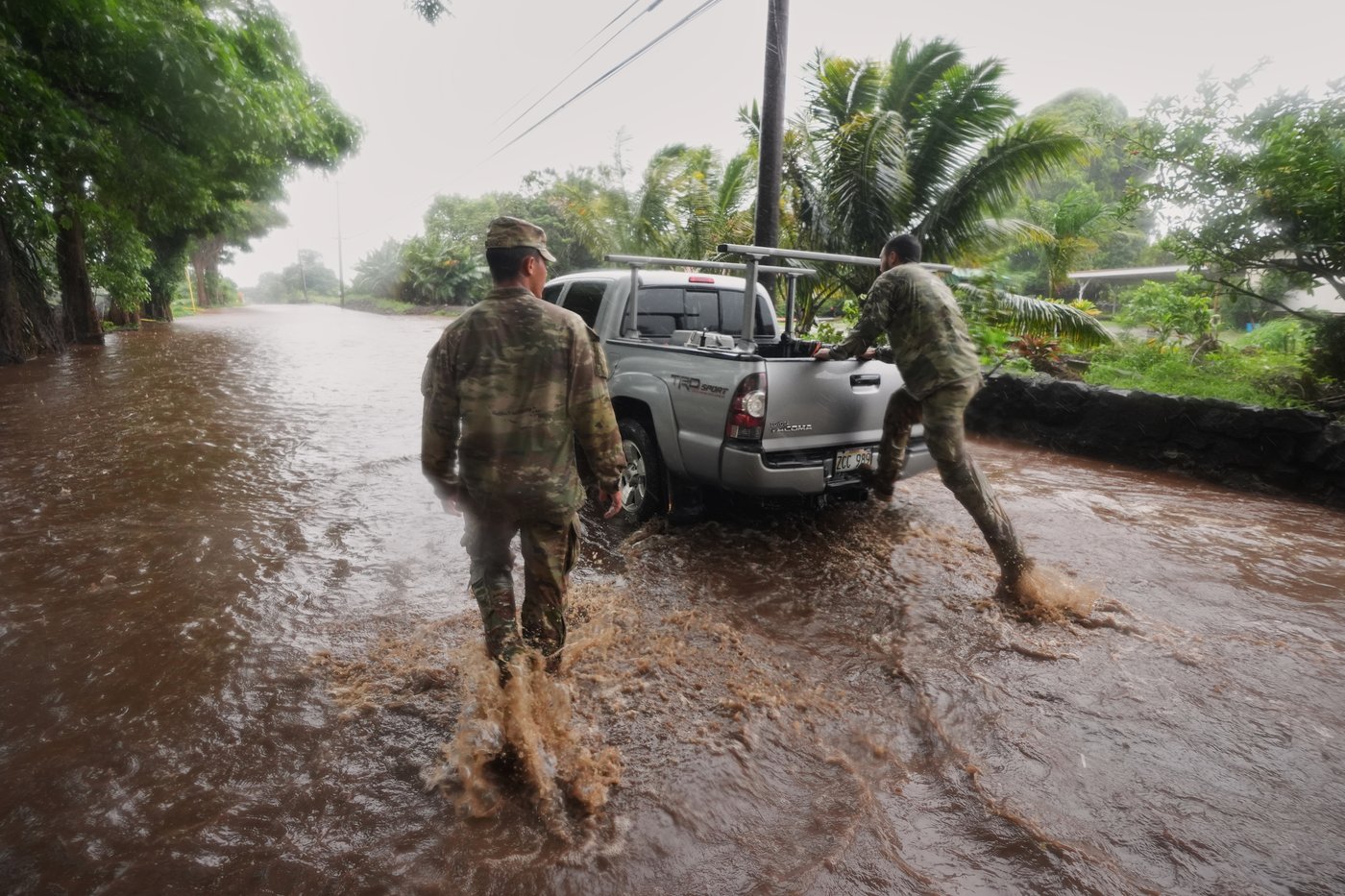 Hurricane Nolo skirts Hawaii but could still unleash powerful winds, flash flooding | iNFOnews.ca Hurricane Nolo skirts Hawaii but could still unleash powerful winds, flash flooding | iNFOnews.ca