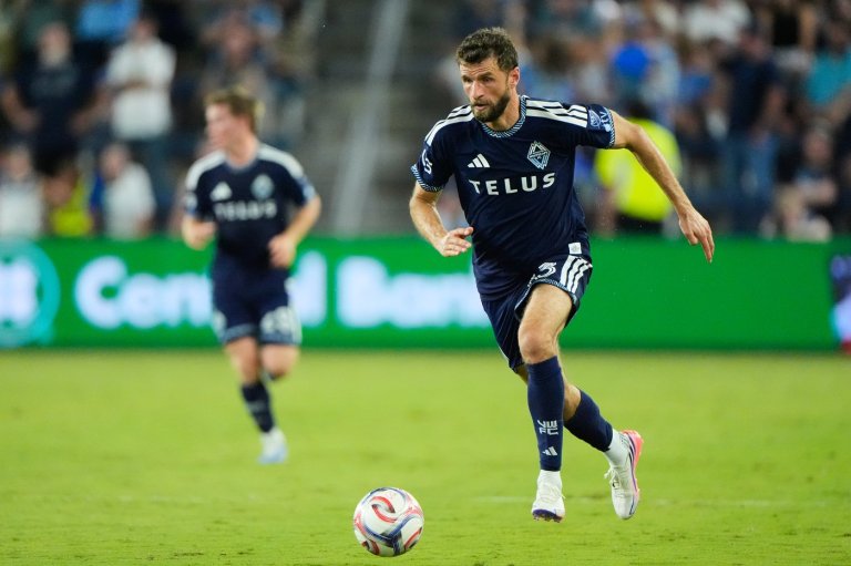 Muller, White lead Whitecaps to 3-0 win over struggling Sporting KC | iNFOnews.ca