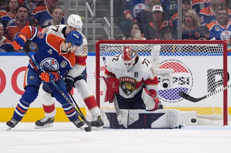 Edmonton Oilers sign forward Vasily Podkolzin to three-year contract extension | iNFOnews.ca