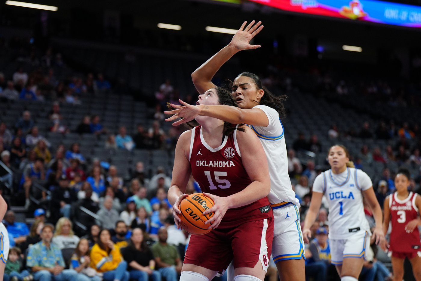 Kneepkens scores 20 points as No. 3 UCLA beats sixth-ranked Oklahoma 73-59 | iNFOnews.ca Kneepkens scores 20 points as No. 3 UCLA beats sixth-ranked Oklahoma 73-59 | iNFOnews.ca