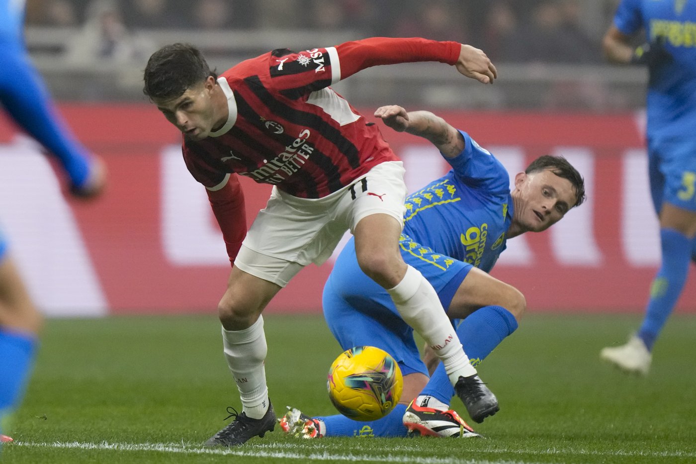 US midfielder Christian Pulisic has a torn muscle in his right calf, AC Milan says | iNFOnews.ca US midfielder Christian Pulisic has a torn muscle in his right calf, AC Milan says | iNFOnews.ca