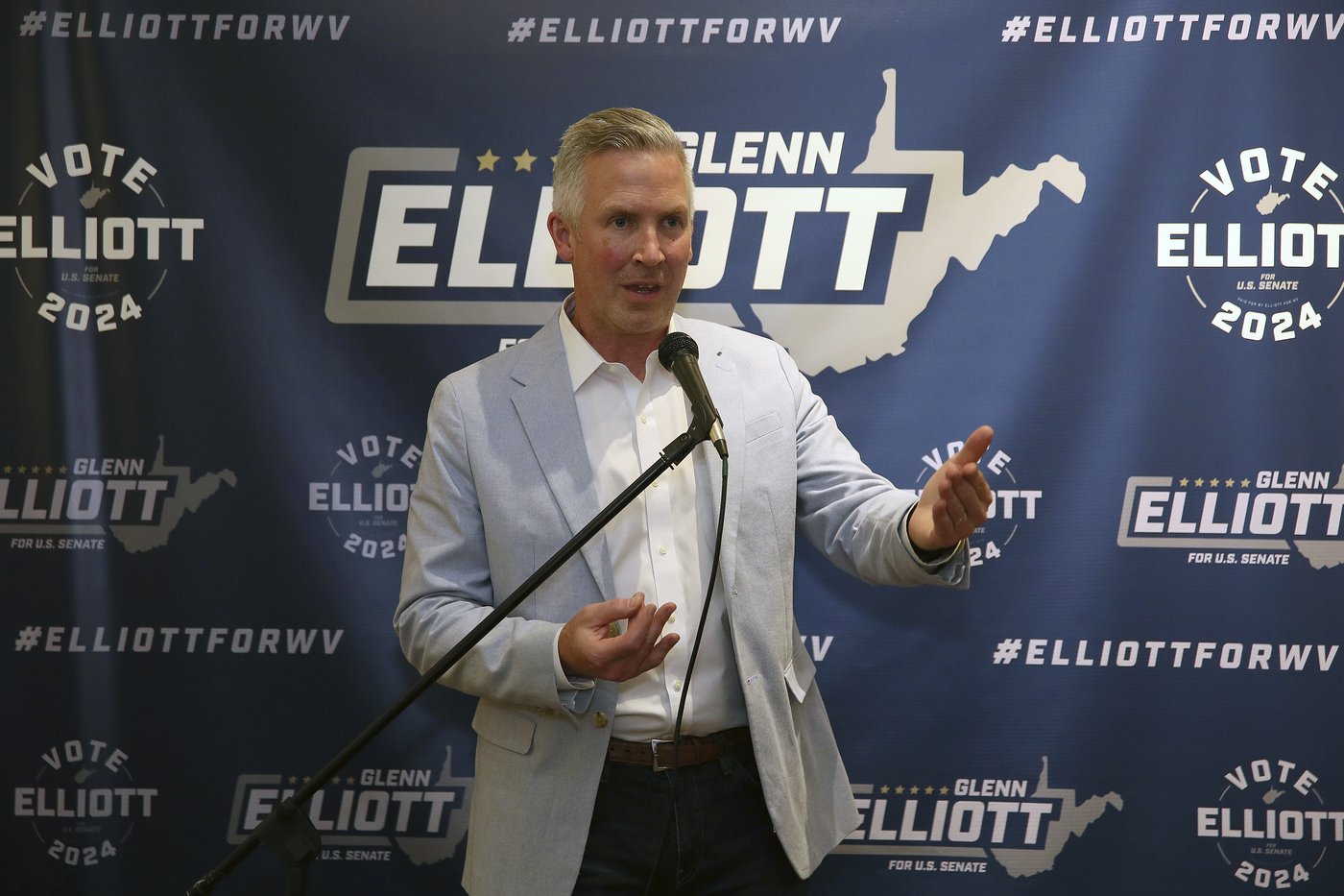 Jim Justice looks past his business struggles and declares himself a Senate winner in West Virginia | iNFOnews.ca Jim Justice looks past his business struggles and declares himself a Senate winner in West Virginia | iNFOnews.ca