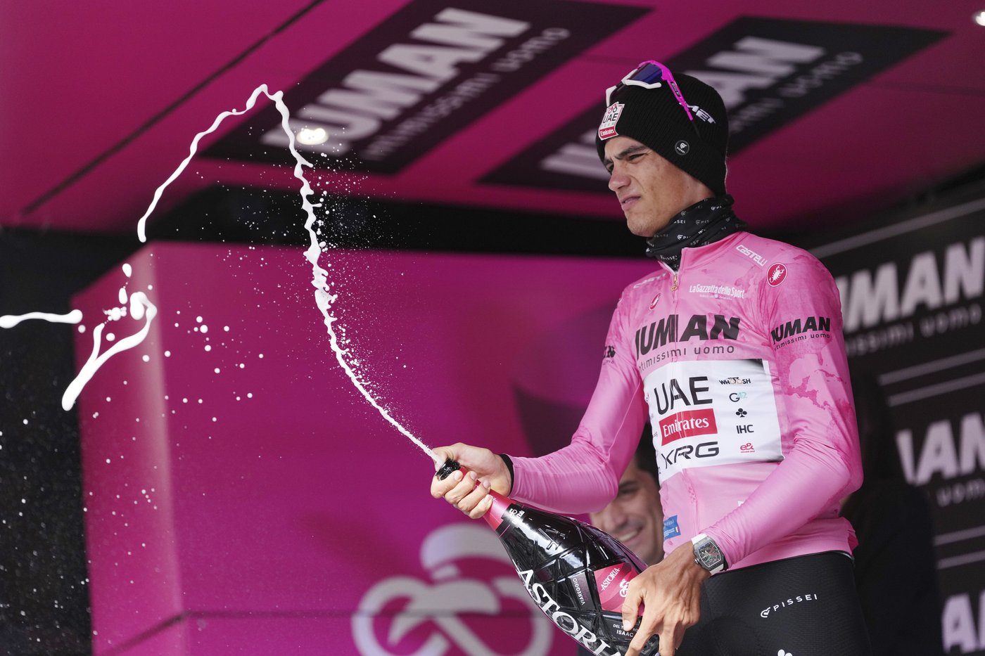 Carapaz triumphs in Giro d’Italia stage 11 as Del Toro extends overall lead | iNFOnews.ca