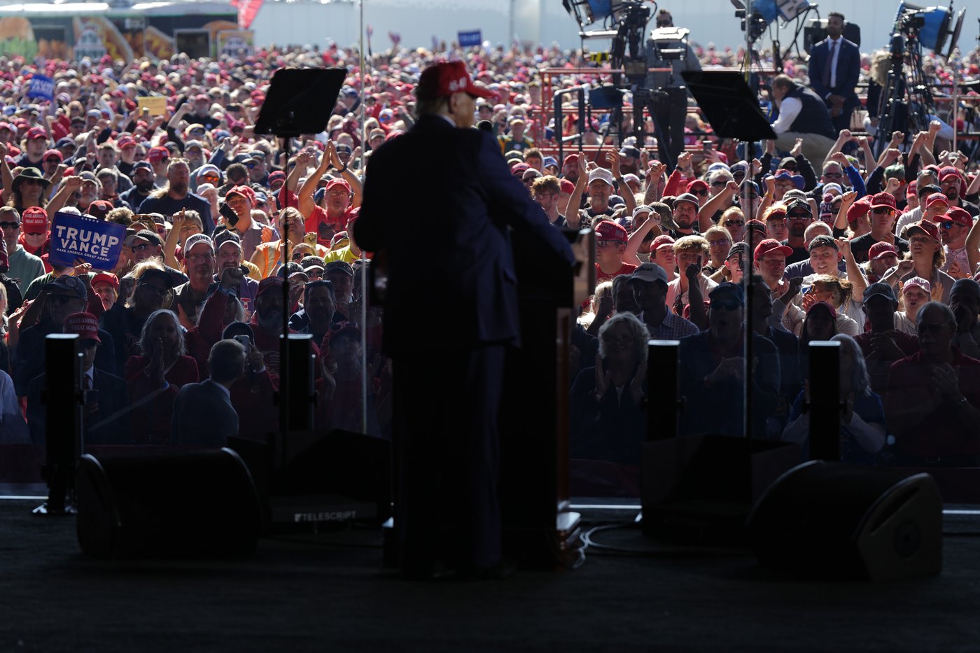 How important is Wisconsin? Trump's now visited 4 times in 8 days | iNFOnews.ca