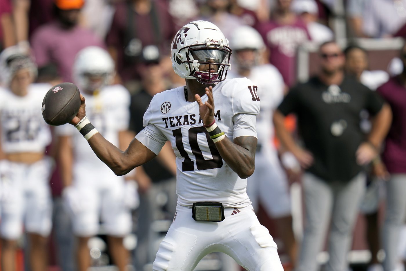 No. 25 Texas A&M looks to build on strong road win over Florida when Aggies host Bowling Green | iNFOnews.ca