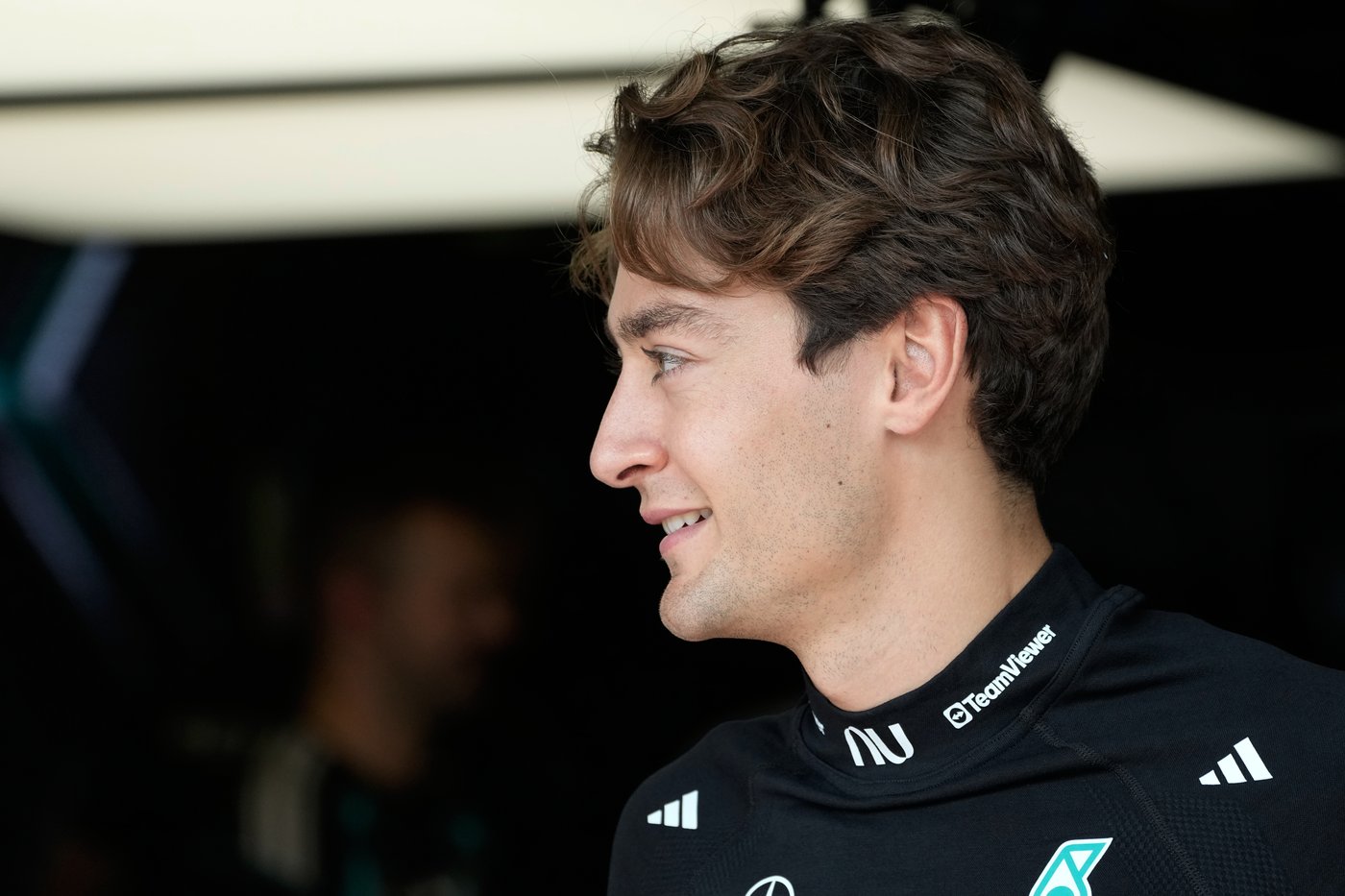 Russell takes Azerbaijan GP pole after F1 leader Antonelli hits the wall | iNFOnews.ca Russell takes Azerbaijan GP pole after F1 leader Antonelli hits the wall | iNFOnews.ca