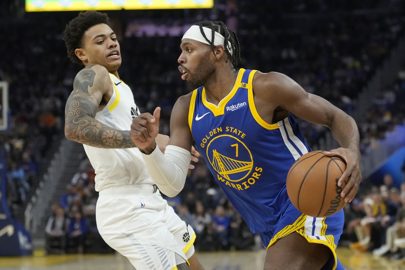 Dennis Schroder scores 23 points with Stephen Curry out as Warriors beat Jazz 114-103 | iNFOnews.ca Dennis Schroder scores 23 points with Stephen Curry out as Warriors beat Jazz 114-103 | iNFOnews.ca