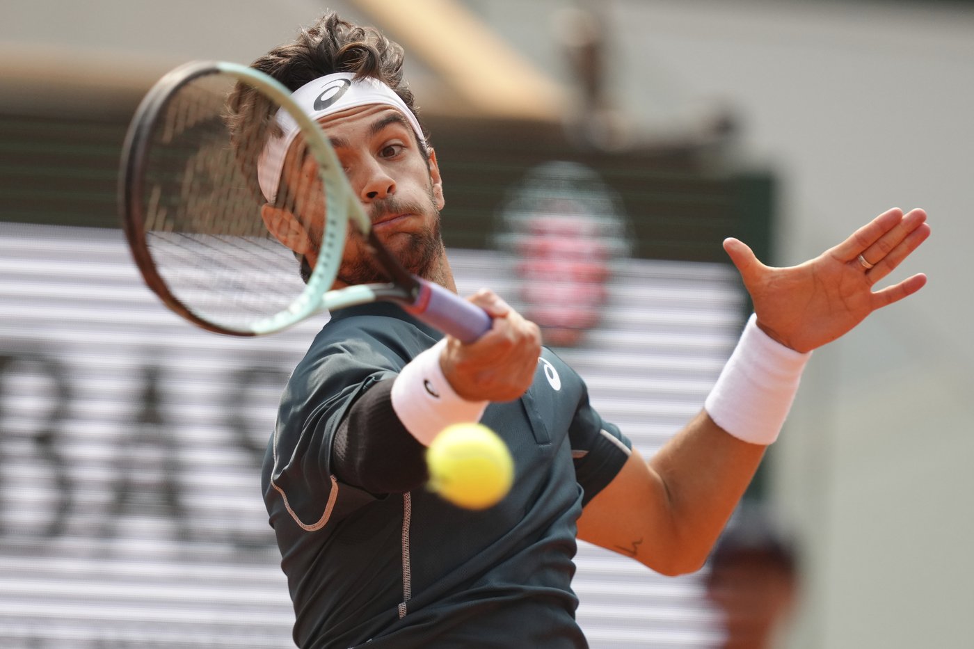 Tiafoe calls it 'comical' Musetti wasn't penalized for kicking a ball into French Open line judge | iNFOnews.ca